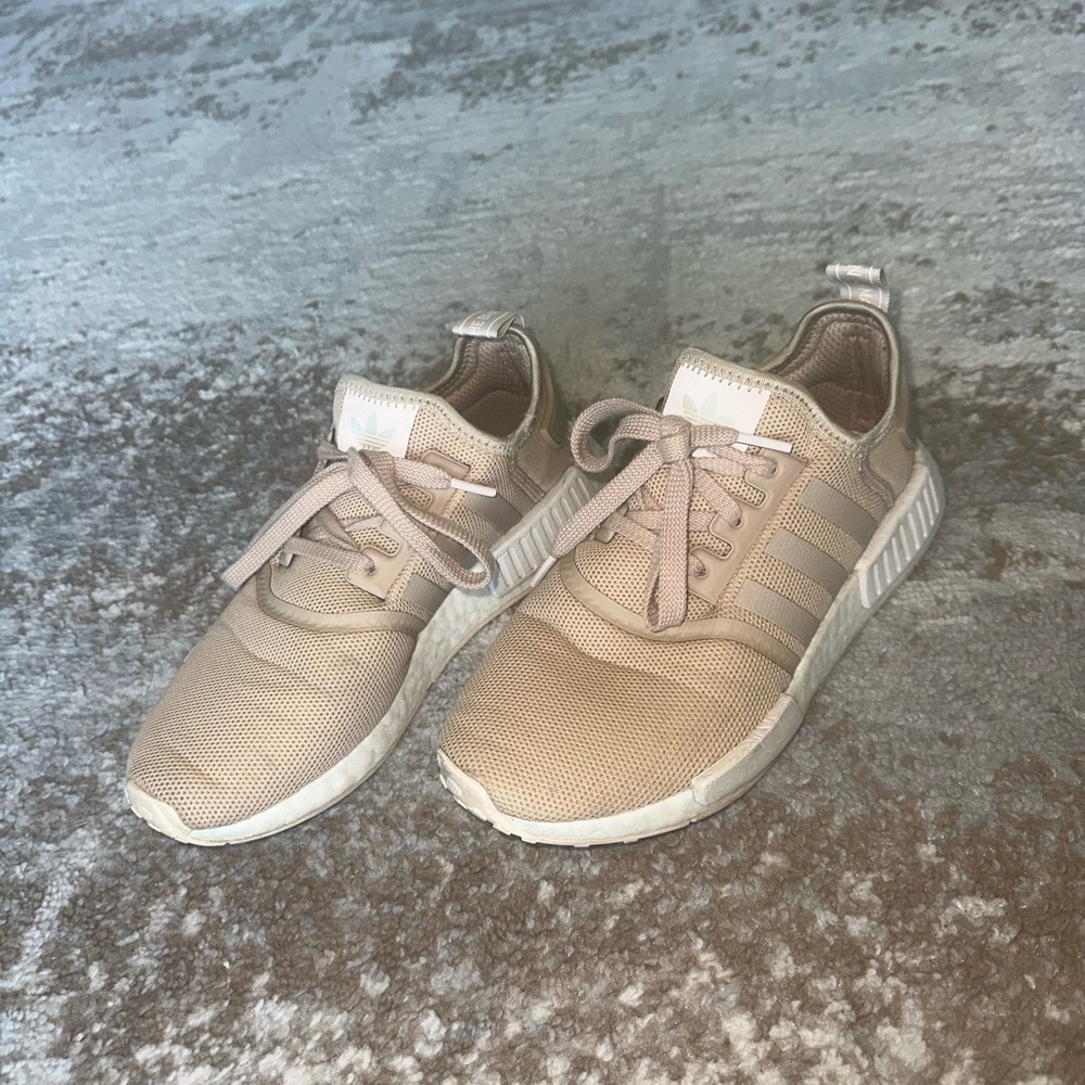 Adidas Beige Sneakers